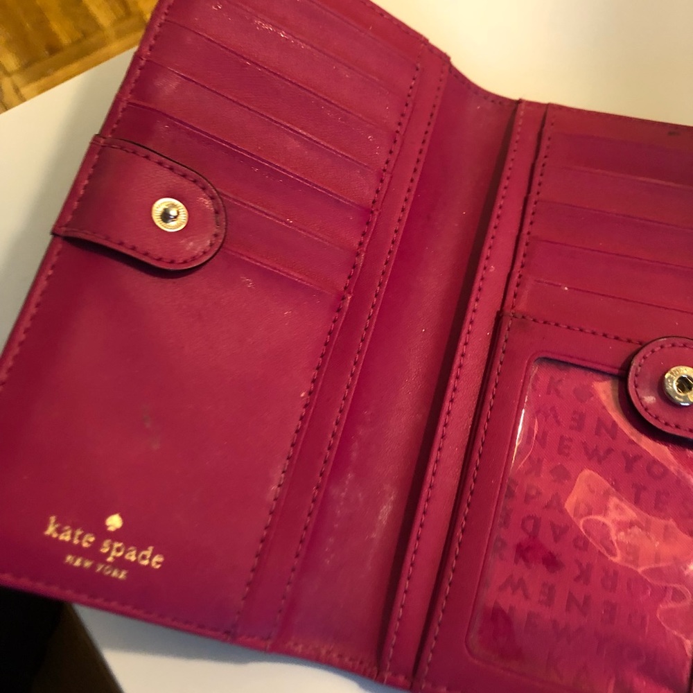Kate Spade Wallet - Picture 2 of 3